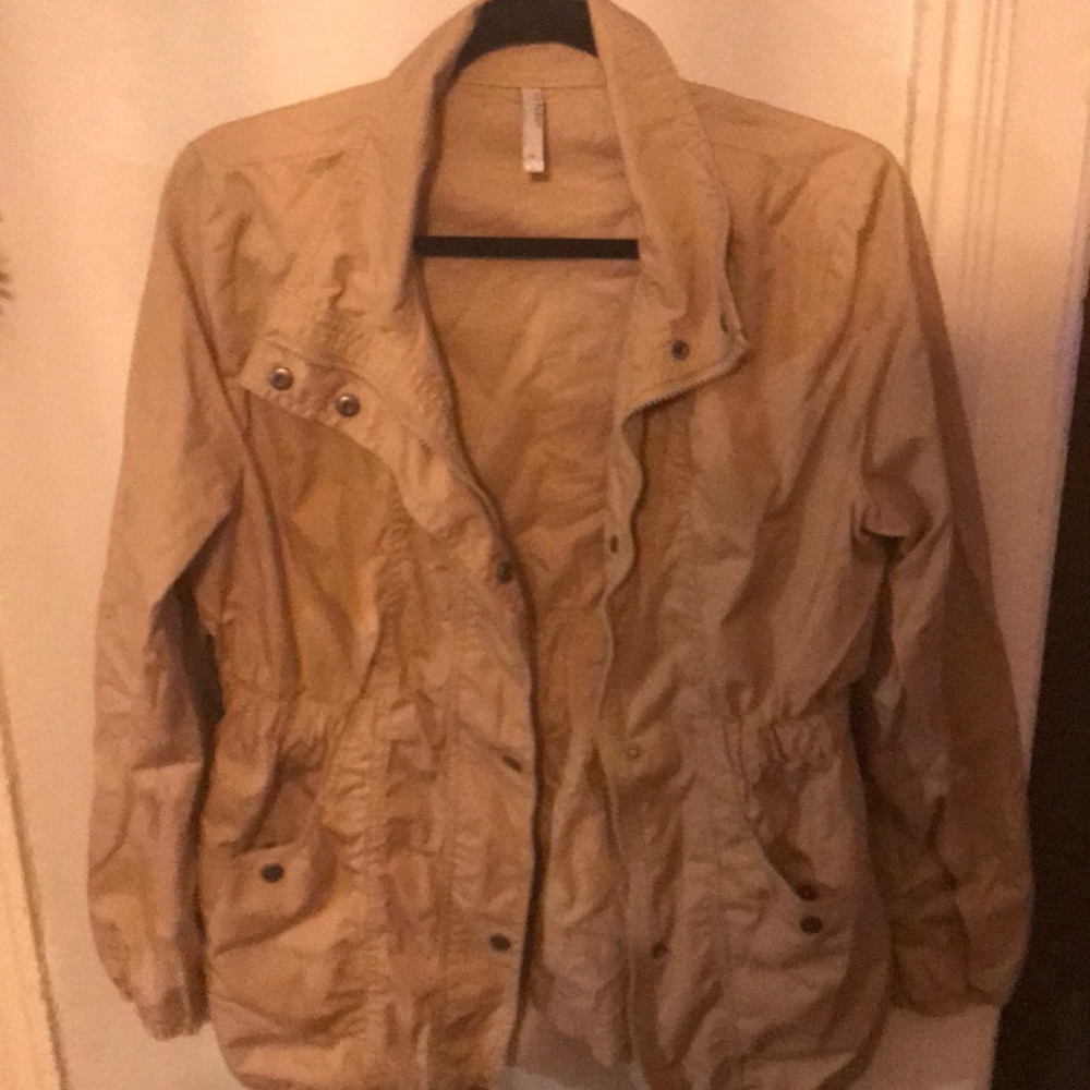 Old navy tan jacket